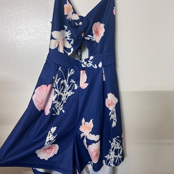 Floral Romper Angashion Spaghetti Strap Cutout Backless Navy Blue - Picture 1 of 4